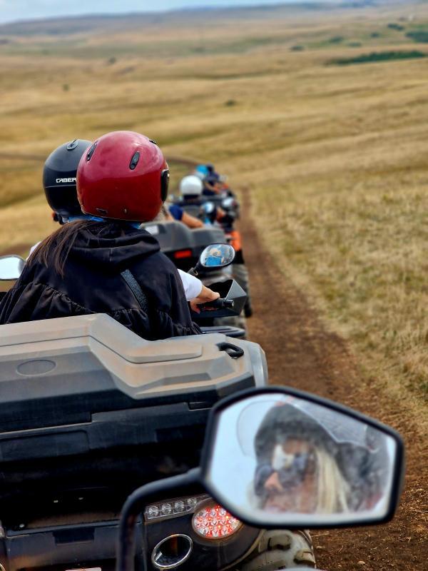 Quad adventure s gostima